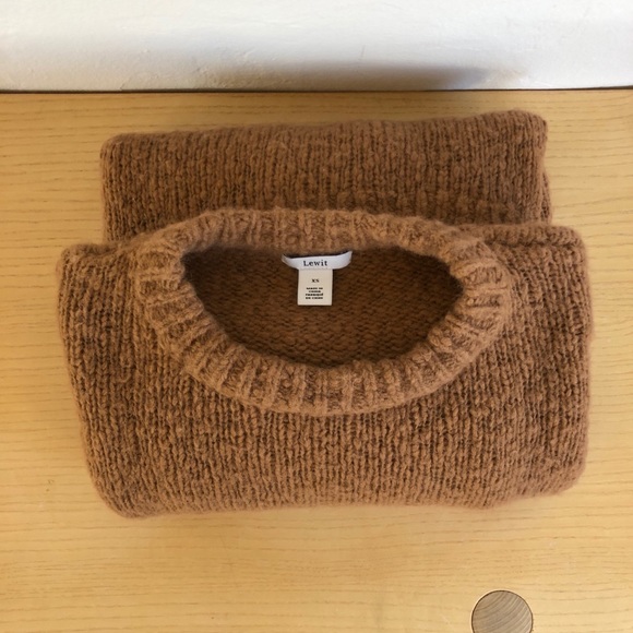 Lewit Chunky Knit Wool & Alpaca Sweater - Picture 2 of 3